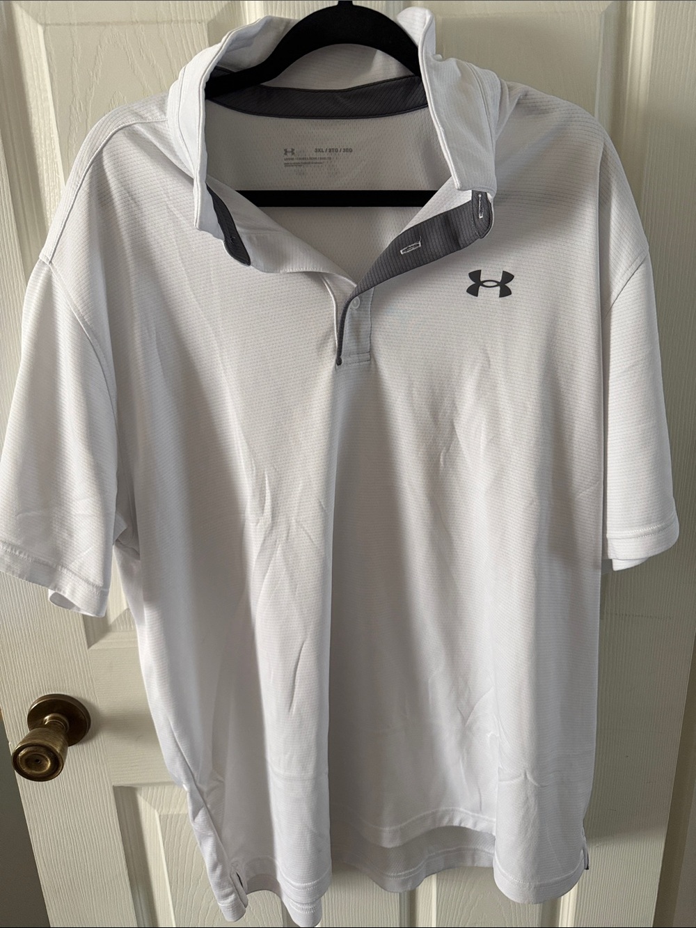 Under Armour Men’s White Golf Polo with Gray Trim